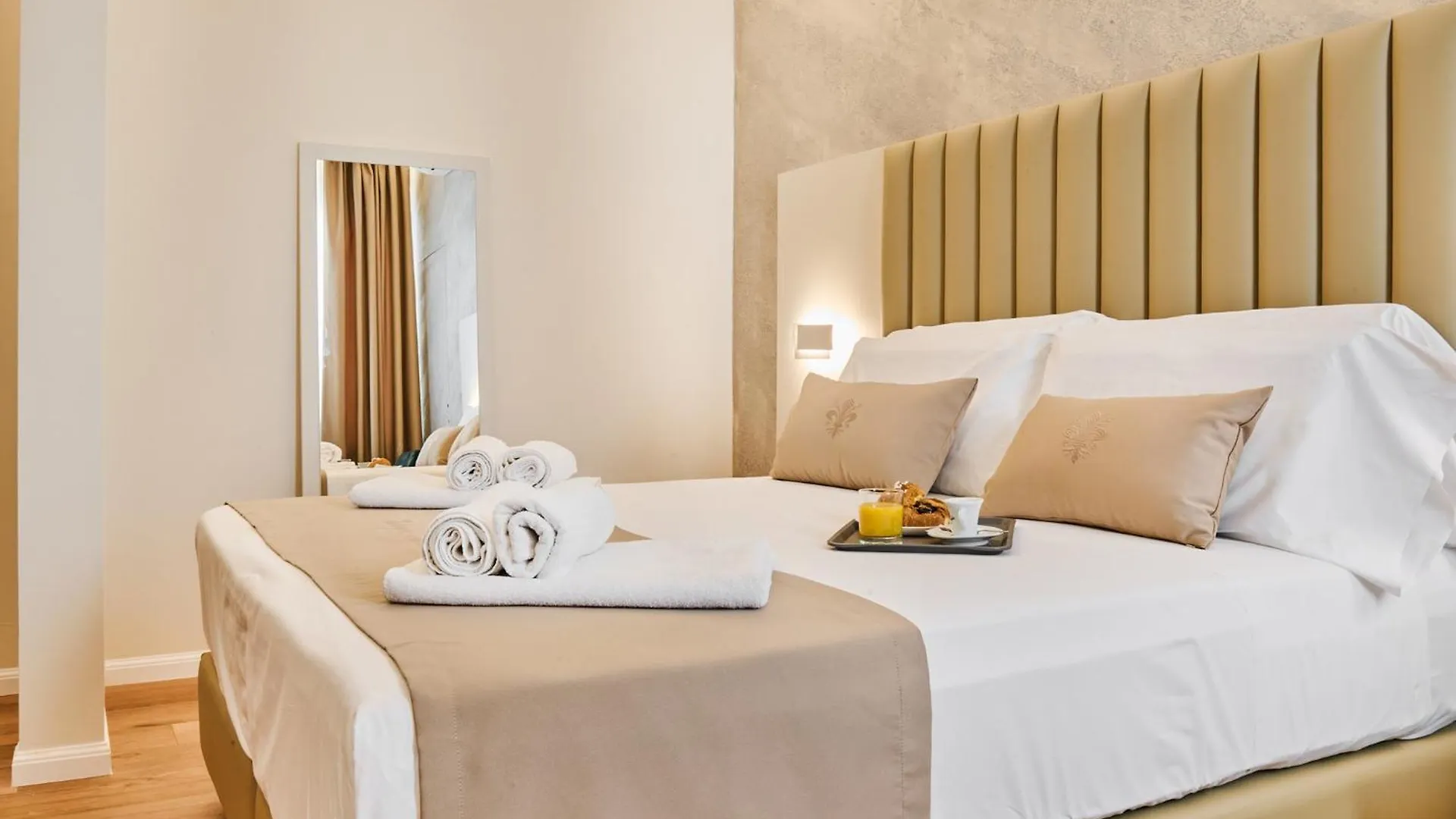Florence Medali Rooms 0*,  Italien